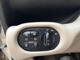 Rover 75 2002 2.5 177
