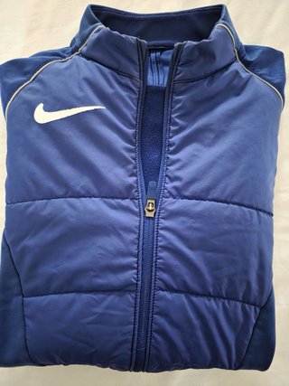 Sudadera Nike con cremallera azul
