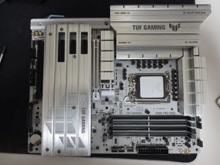Placa Base Asus TUF Gaming Z890 PRO WiFi