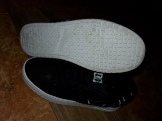 Zapatillas DC Shoes Negras y Blancas