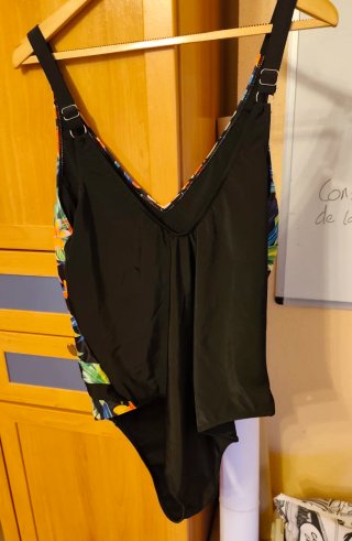 Bañador mujer talla 50 estampado tropical