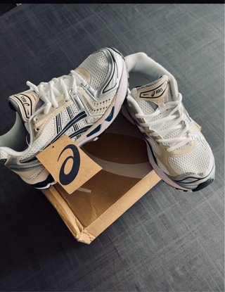 Asics Gel Kayano 14 Plata/Blanco