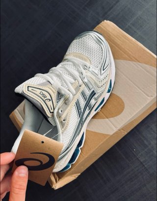 Asics Gel Kayano 14 Plata/Blanco