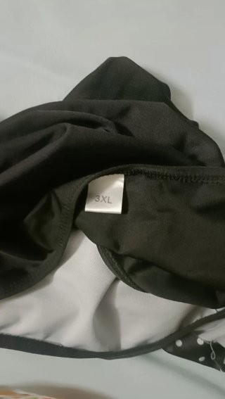 Bikini negro,con lunares blancos!