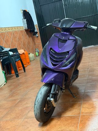 Piaggio Zip SP Morado