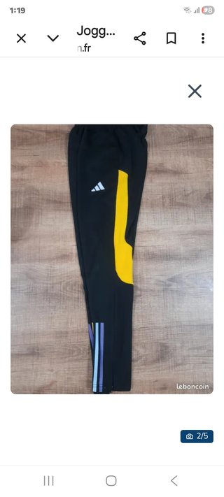 Pantalón chándal Real Madrid negro y amarillo