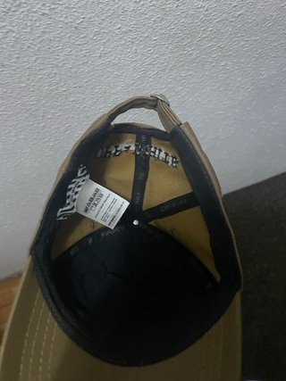 Gorra Off-White Marrón
