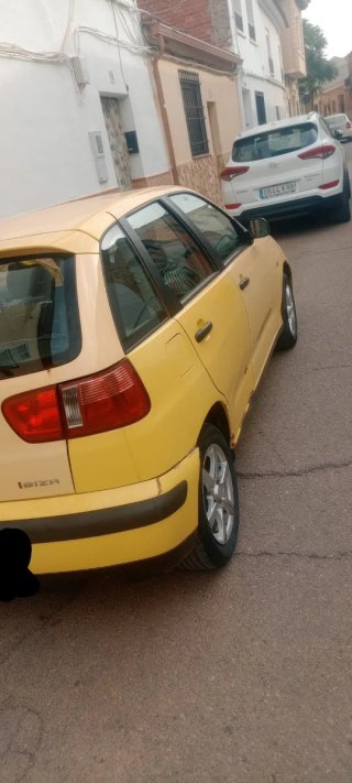 SEAT ibiza 1'4 5V 5P año 1999