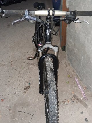 Bicicleta GT Aggressor Negra