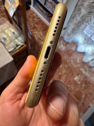 iPhone XR Giallo