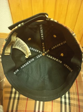 Gorra Burberry Beige