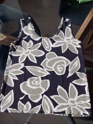 Top Burberry Talla 42 Beige/Marrón/Verde Oliva