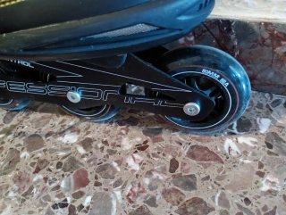 Patines en línea y protecciones