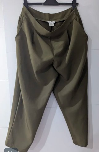 Pantalón GDM negro o Pantalón Kultfrau verde