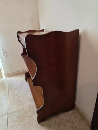 Mueble auxiliar de madera / Mesa TV vintage