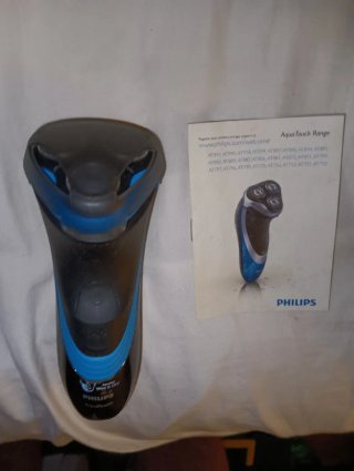Afeitadora Philips Serie 7000 it-750