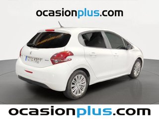 Peugeot 208 PureTech 82 Style 60 kW (82 CV)