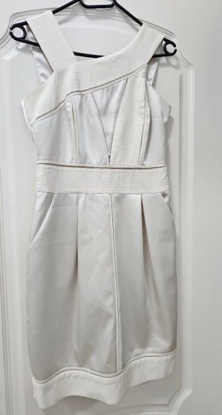 Vestido blanco elegante