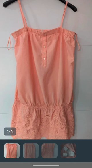 Blusa H&M blanca o Blusa Bershka Naranja pastel.