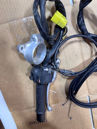Suzuki GSXR 750 SRAD Semimanillares Piñas