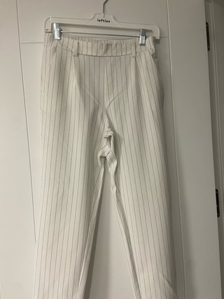 Pantalones blancos de rayas mujer Stradivarius 38
