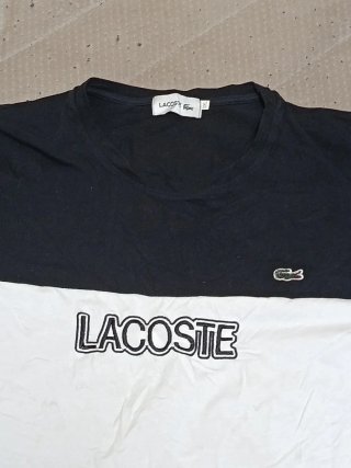 Camiseta Lacoste.