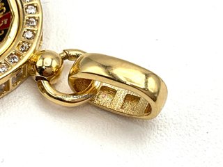 colgante oro 18k