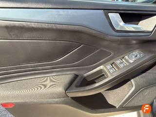 Ford Focus 1.0 Ecoboost MHEV 114kW ST-Line Auto