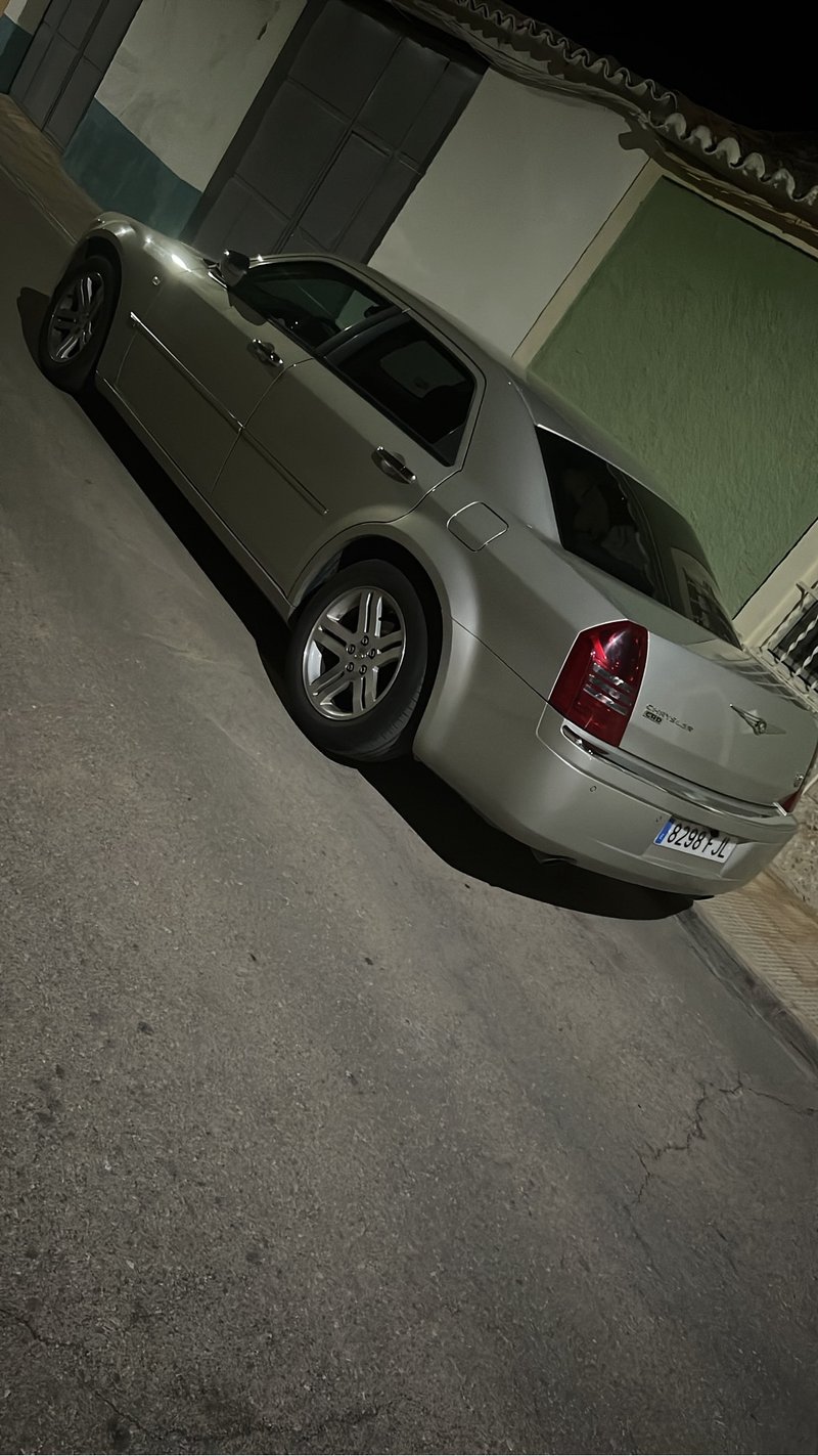 Chrysler 300 C 2007 - foto 1