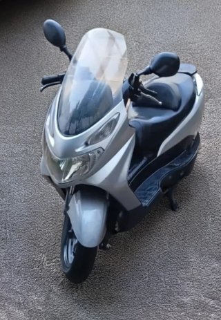 Suzuki Burgman 125cc Carburación