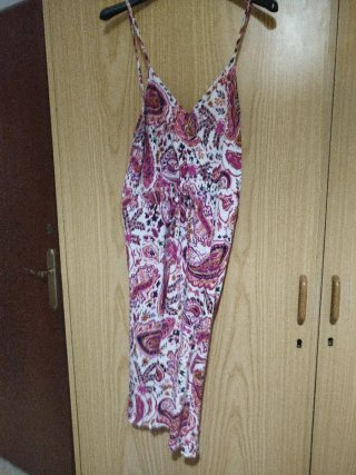 Vestido estampado paisley tirantes
