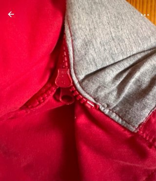 Chaqueta Parka Pull&Bear Roja Talla M