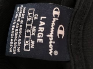 Camiseta Champion Negra Bordada Talla XL
