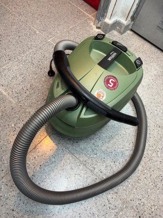 Aspiradora Nilfisk Power Verde