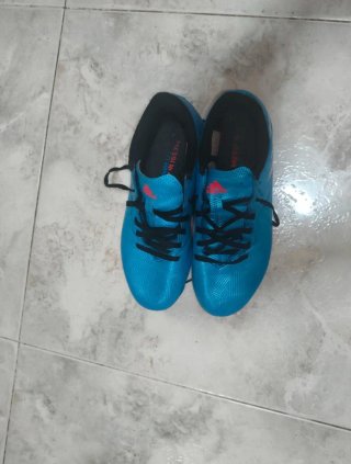 Botas de fútbol Adidas Talla 37