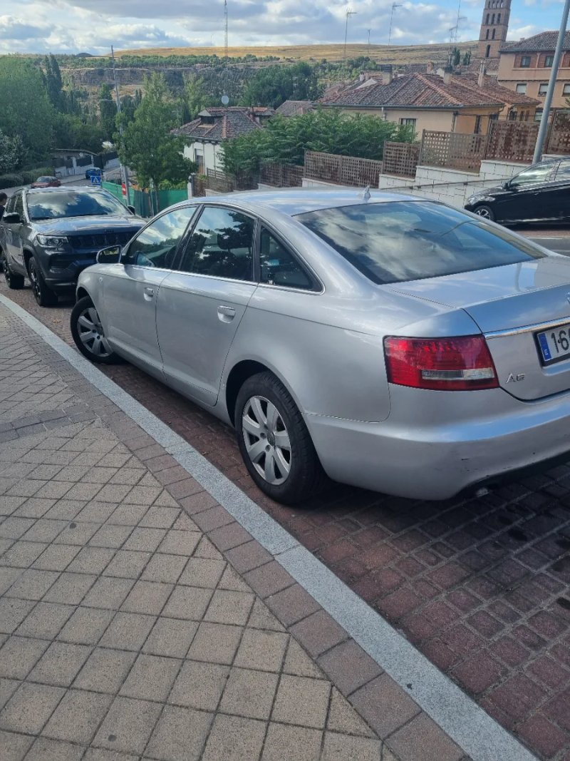 Audi A6 2005 - foto 1