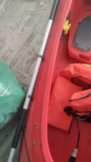 Kayak,chaleco,remo,3cañeros,1 regulable...