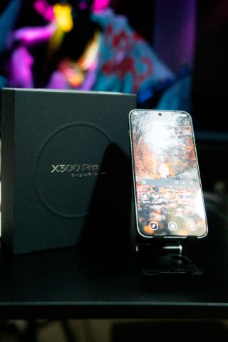 Vivo X300 Pro 512GB Beige/Plata