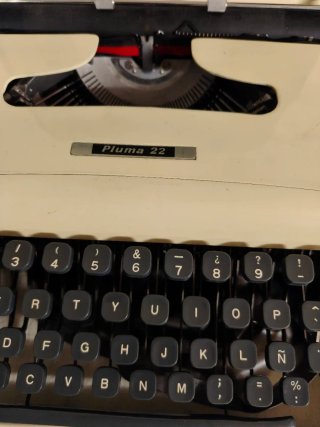 Olivetti Pluma 22 Máquina de Escribir