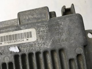 Centralita Motor Renault Clio I