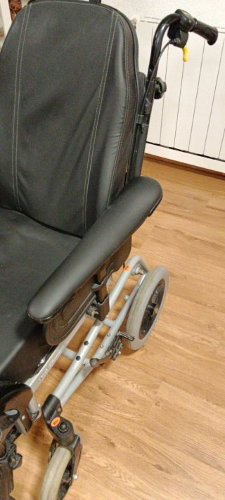 Silla ruedas basculante,reclinable posicionamiento