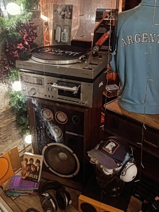 NUEVO ESCAPARATE HI-FI