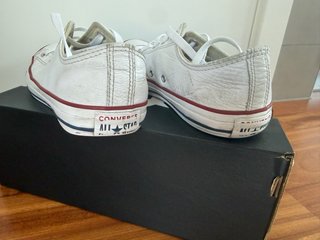 Converse chuxk taylor all star piel. Converse 41.