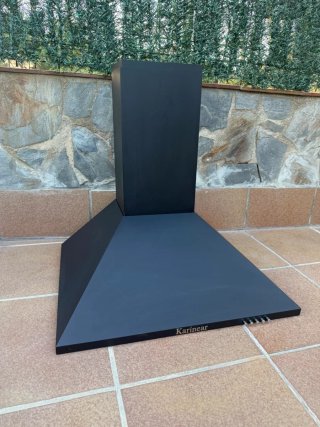 Campana extractora negra con luces LED