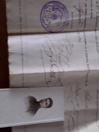 Documento militar antiguo