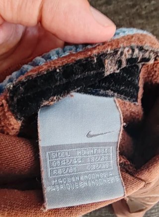 Felpa vintage Nike Air marrone.