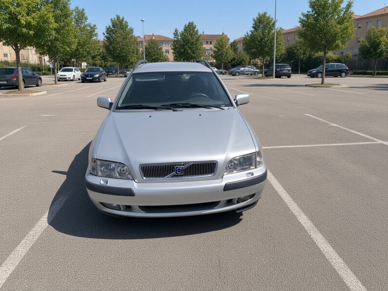 Volvo V40 1.9TD 2001 - foto 1