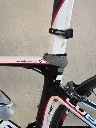 Bicicleta de carretera CUBE