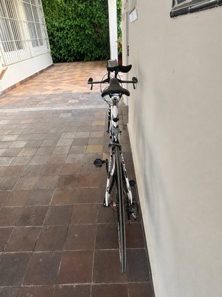 Bicicleta de carretera CUBE