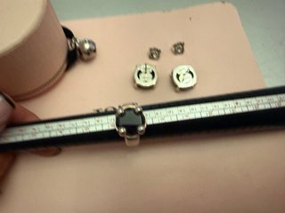 Conjunto Tous Anillo y Pendientes Negro